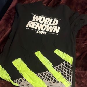 Staple mens small shirt